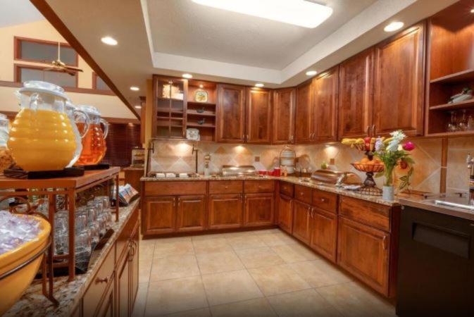 Homewood Suites by Hilton Kansas City/Overland Park image 8